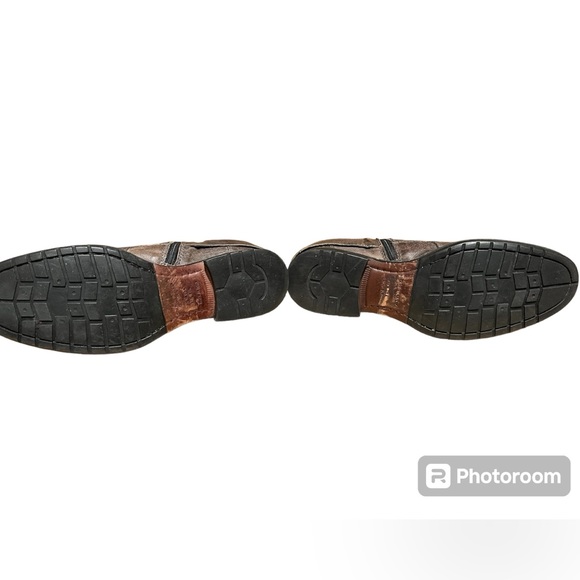 {Vera Wang Lavender Label} Brown Distressed Moto Boot Size 7.5 - Picture 10 of 10